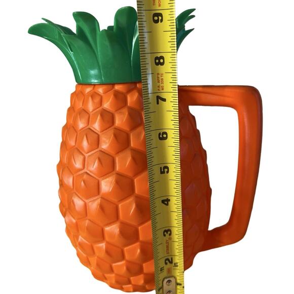 Vintage 1970s Minerware Pineapple Drink Pitcher 6 Cups Plastic Hawaiin Kitschy - Picture 2 of 9